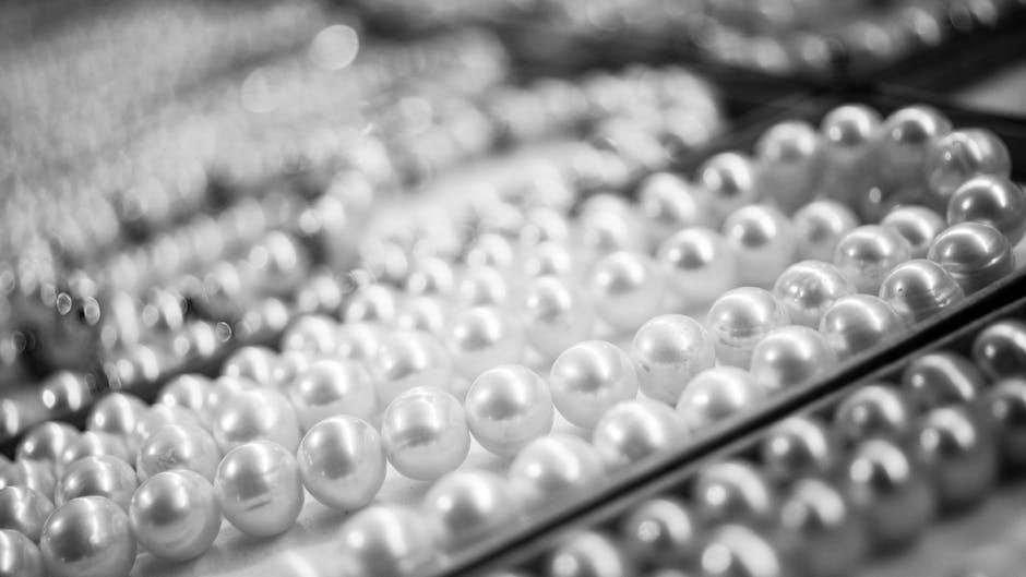 Maintaining the Integrity of Pearls in Your⁢ Accessory‌ Collection