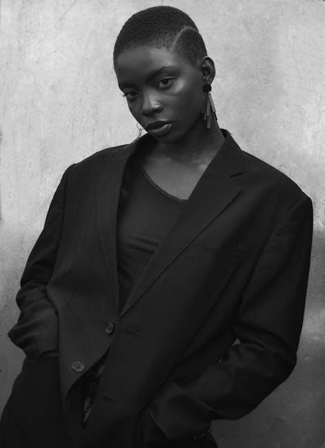 The Allure of ⁢Statement Earrings ‌in⁢ High Fashion